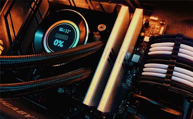 13CPUֵװ˹ŮDDR5ڴ