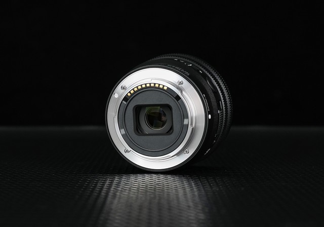 超轻便广角变焦镜头 索尼E PZ 10-20mm F4 G评测 