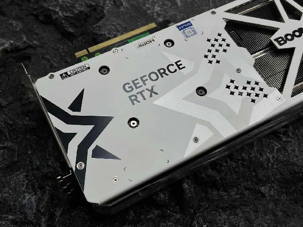 ġTiһӰ GeForce RTX 4070 Ti SUPER  OC