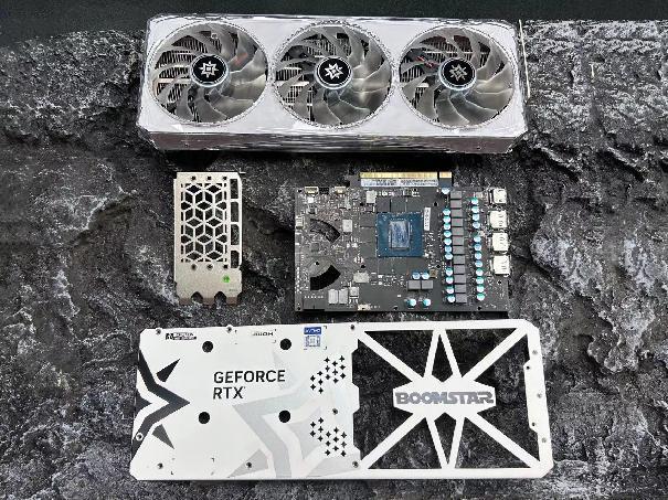 ġTiһӰ GeForce RTX 4070 Ti SUPER  OC