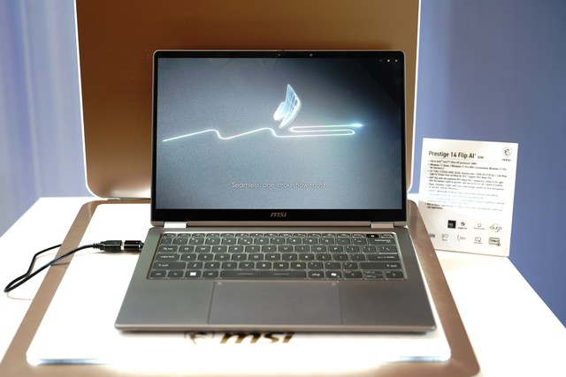 CES 2026΢��չ̨��Ʒ����������Я�������ͷ�˫��ͻ��