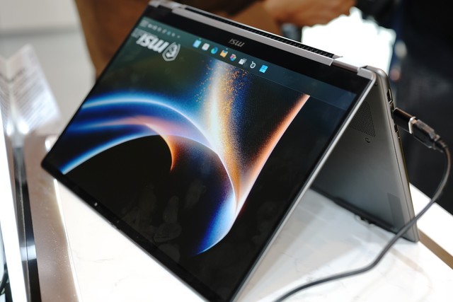 CES 2026΢��չ̨��Ʒ����������Я�������ͷ�˫��ͻ��