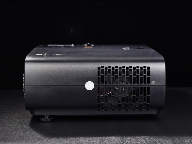 延续W系列电影行业标准 明基W4100i大图赏析