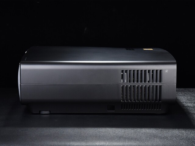 W6050ͼ THX֤Ͷ̬֡ӳ