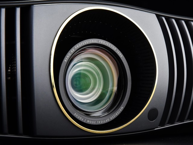 W6050ͼ THX֤Ͷ̬֡ӳ