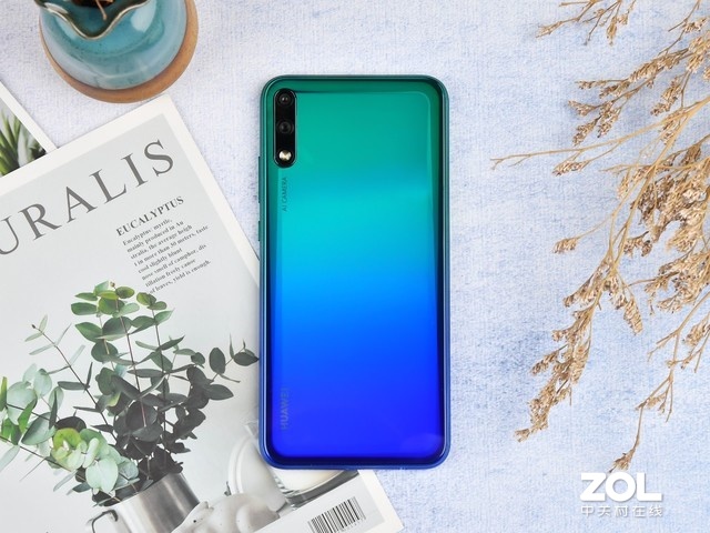 盗梦空间时空概念设计全息幻彩华为畅享10图赏