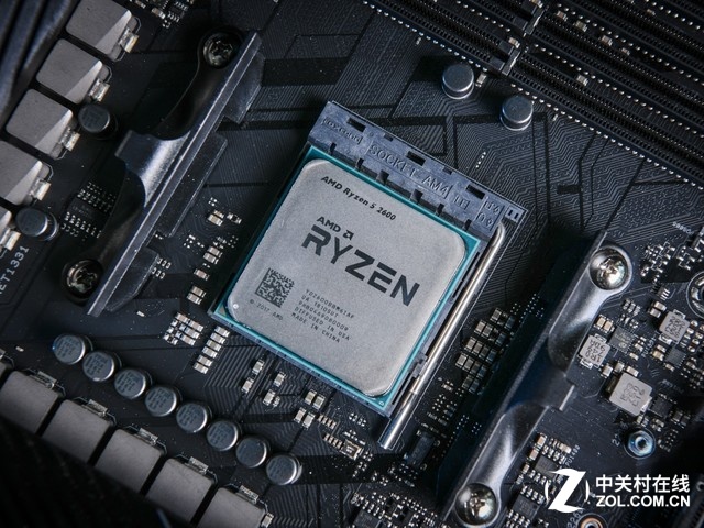 AMD Ryzen 5 2600ͼ