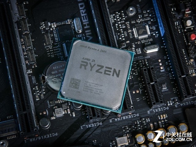 AMD Ryzen 5 2600ͼ