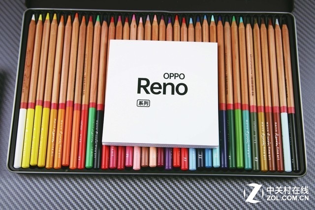 OPPO Reno뺯 ͿɫĴں 