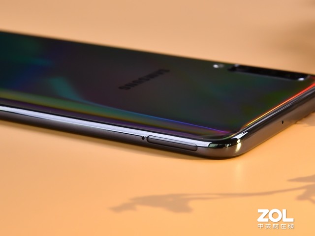 超强续航更是超值之选三星a70手机图赏