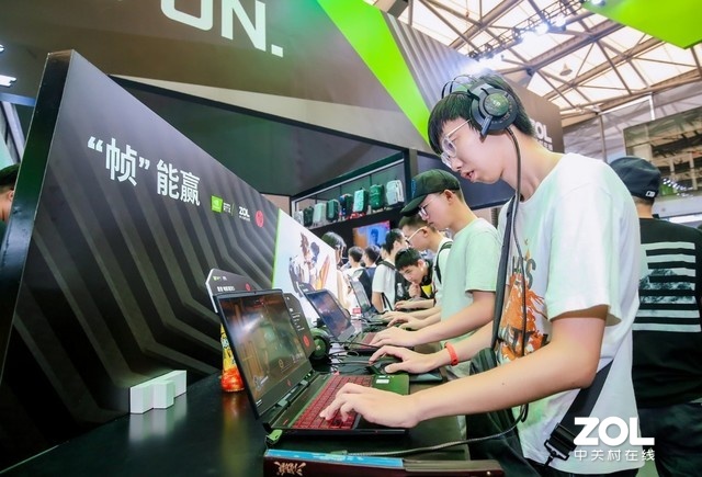 ChinaJoy2019 ˫չ̨ЩܴС