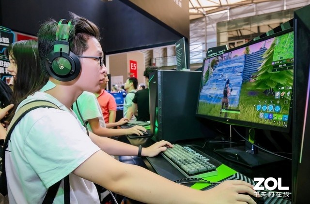 ChinaJoy2019 ˫չ̨ЩܴС