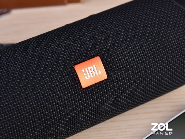 ȵȼըɶ JBL Flipϵеͼ