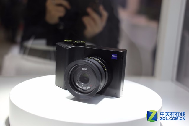 CP+2019չֳ ˾ЩͷZX1