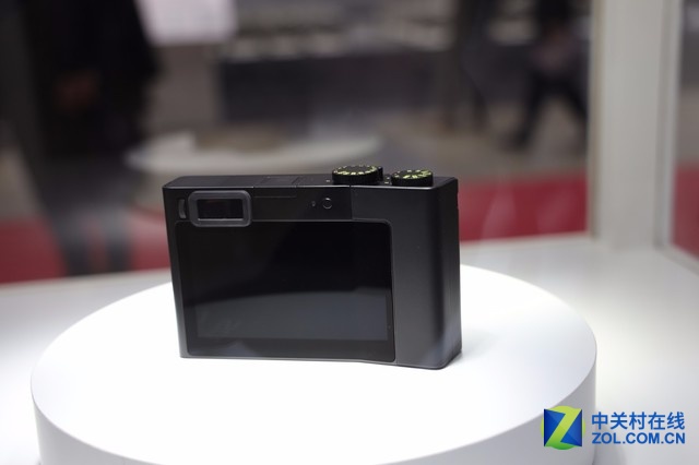 CP+2019չֳ ˾ЩͷZX1