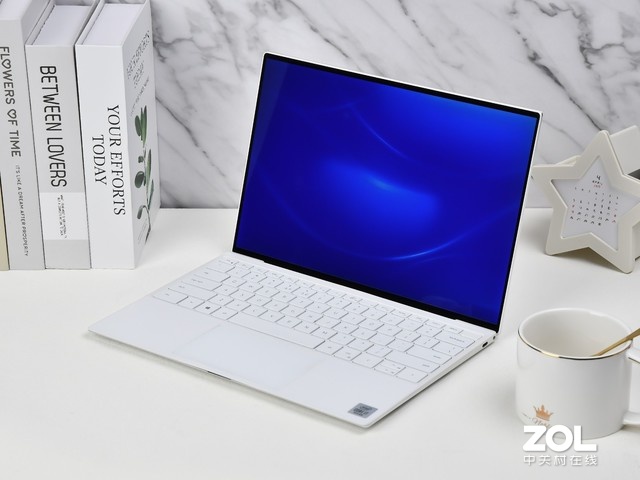 更纤薄更便携 新款戴尔XPS 13图赏