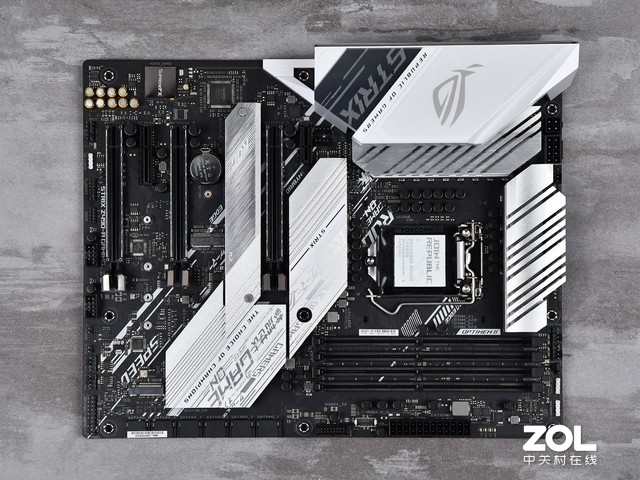 二次元吹雪 华硕ROG STRIX Z490-A GAMING图赏