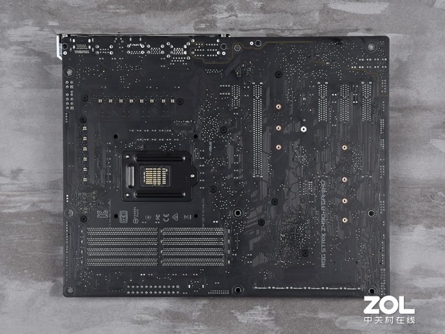 二次元吹雪 华硕ROG STRIX Z490-A GAMING图赏