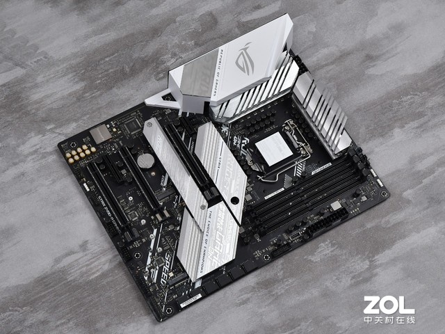 二次元吹雪 华硕ROG STRIX Z490-A GAMING图赏