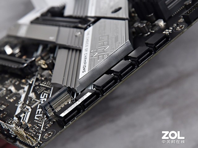 二次元吹雪 华硕ROG STRIX Z490-A GAMING图赏