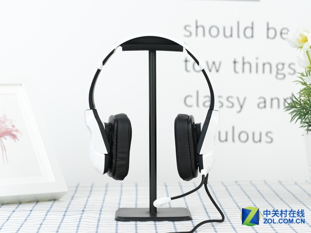 7.1 TRITTON kunai pro DIRACͼ