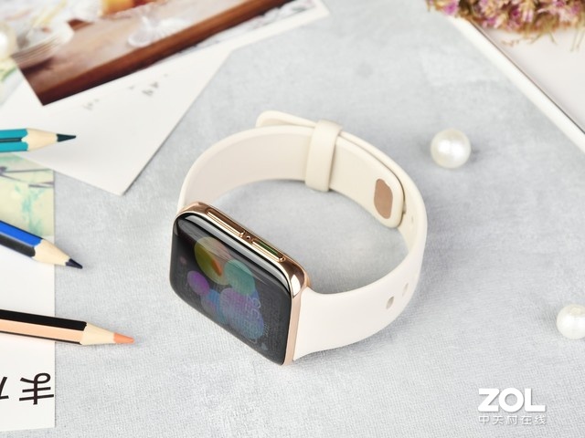 ˫߶ʸ OPPO Watchֱͼ