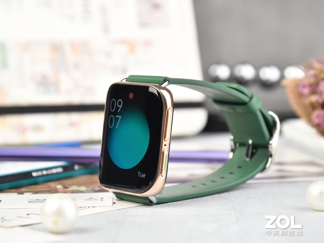 ˫߶ʸ OPPO Watchֱͼ