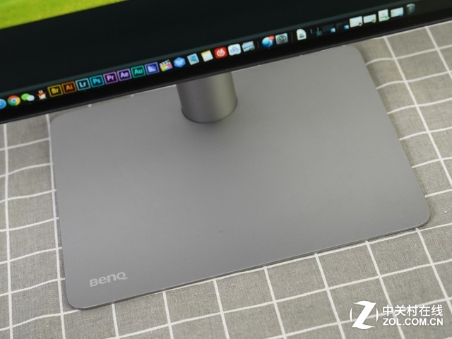 苹果伴侣 明基PD3220U专业显示器图赏