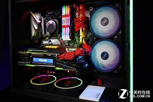 iGame RTX 2080 Vulcan X OCͼ  