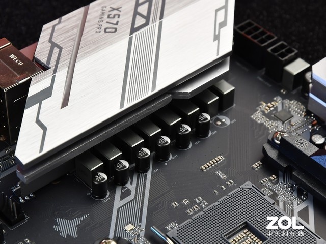 ϵг  ߲ʺCVN X570 GAMING PROͼ