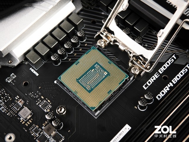 88߳ Intel i7 9700Kͼ
