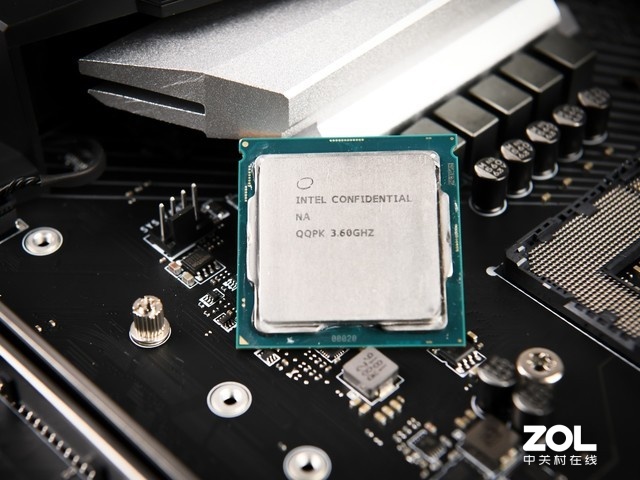88߳ Intel i7 9700Kͼ