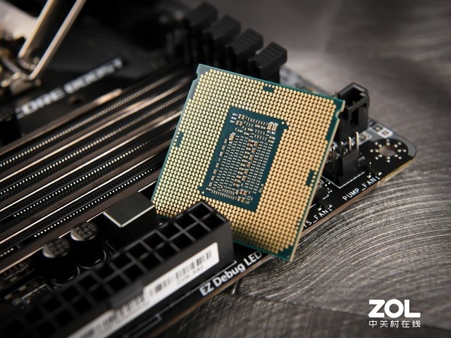 88߳ Intel i7 9700Kͼ