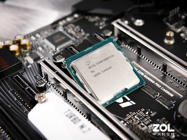 88߳ Intel i7 9700Kͼ