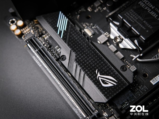 С ˶ROG STRIX B460-I GAMINGͼ