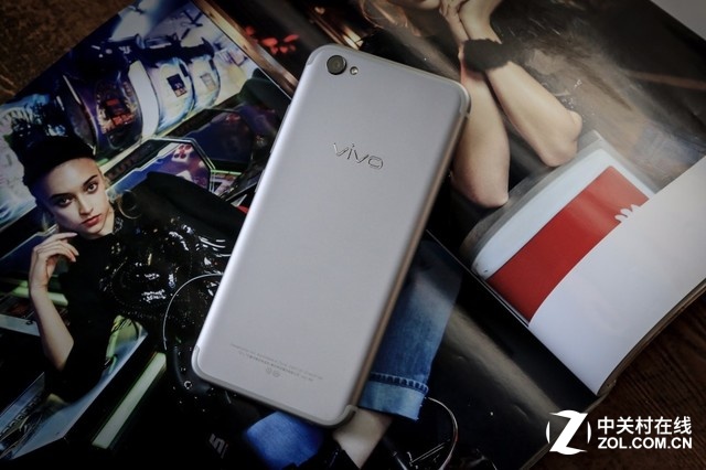 新色彩出炉 星空灰版vivo x9真机图赏_vivo x9_手机新闻-中关村在线