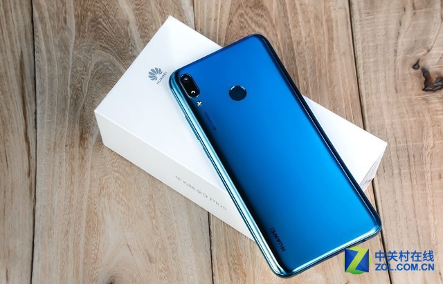 熠熠生辉的宝石蓝华为畅享9plus图赏