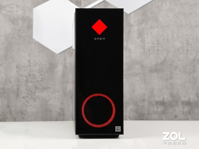 10��i9+RTX 2080 Ti ���հ�Ӱ����6�콢��̨ʽ��ͼ��