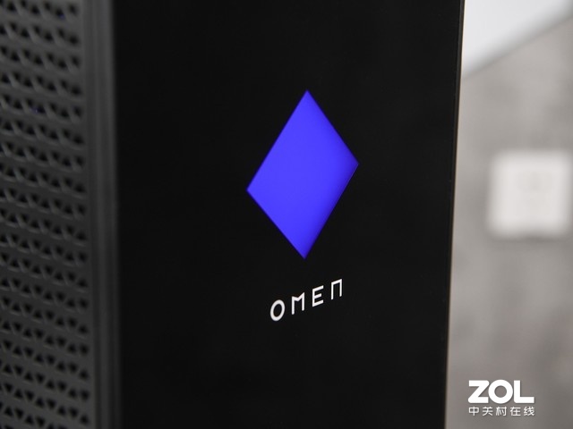 10��i9+RTX 2080 Ti ���հ�Ӱ����6�콢��̨ʽ��ͼ��