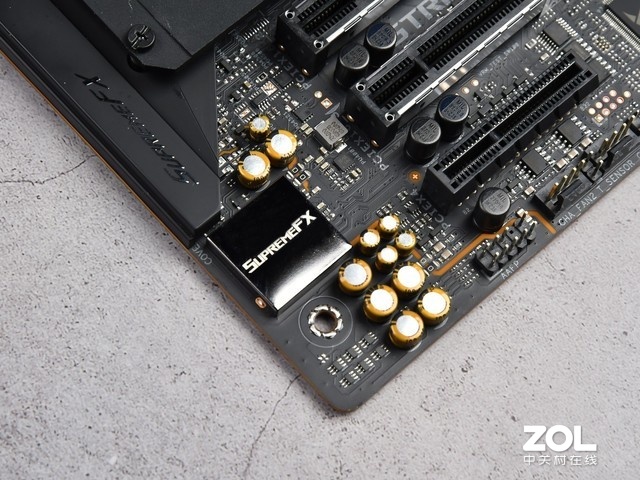 ³ѡ ROG STRIX TRX40-E GAMINGͼ