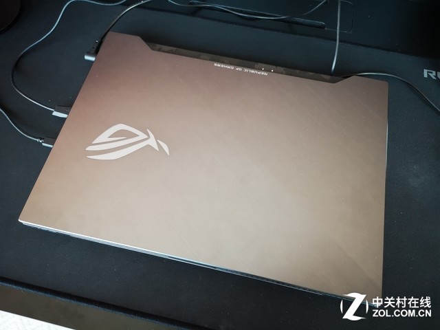 CES2019ֱֳROG STRIX SCAR ͼ