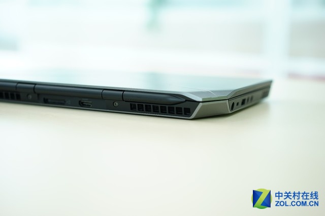 ������С���� 2016��Alienware 13����