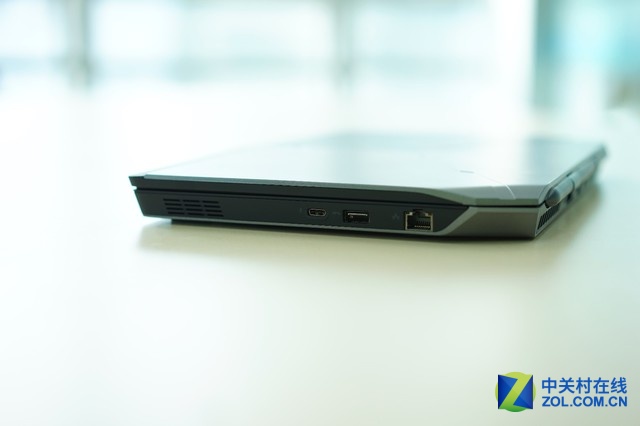 ������С���� 2016��Alienware 13����