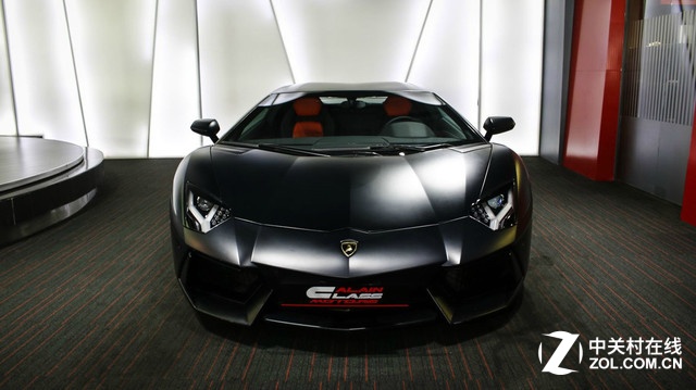 ţ ƹAventador