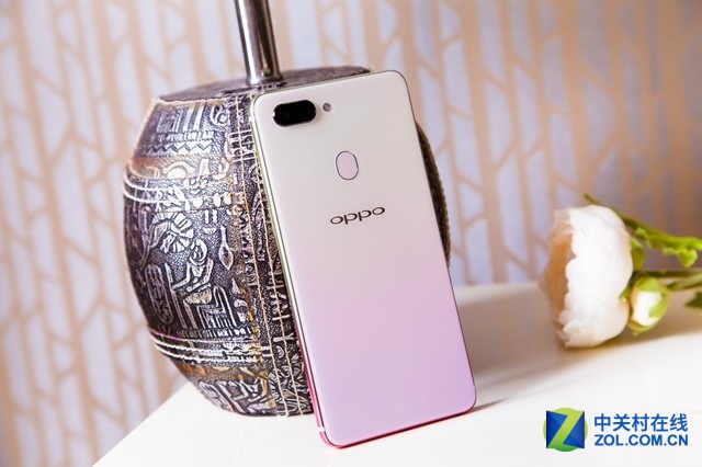 һλý OPPO R15ɫͼ