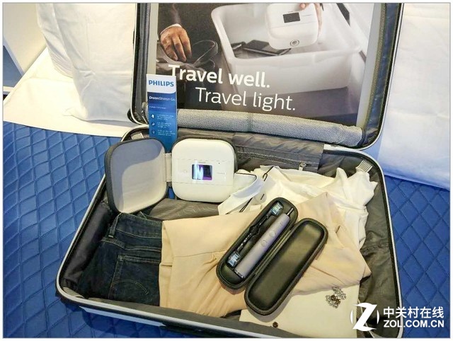 旅行箱里的电动牙刷，商旅人士绝配