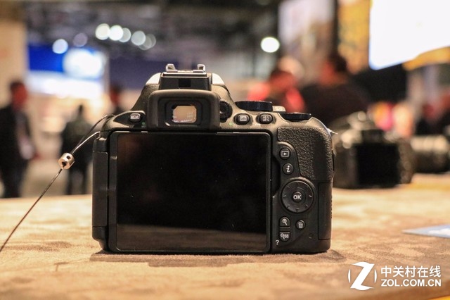 CES2017 ῵D3400/D5600ֳʵͼ