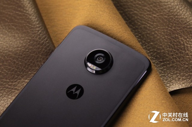 ſ᱾ɫ moto Z2 Playɫ