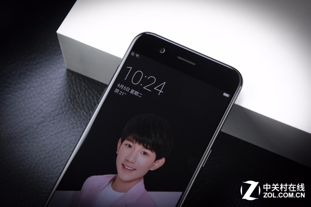 ˿ר OPPO R11 TFBOYSͼ