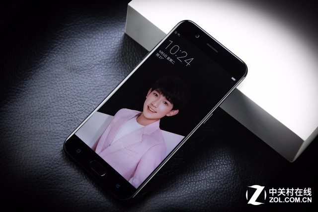 ˿ר OPPO R11 TFBOYSͼ